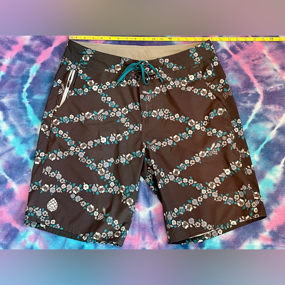 Stio Men’s CFS Board Shorts, 33x10.5